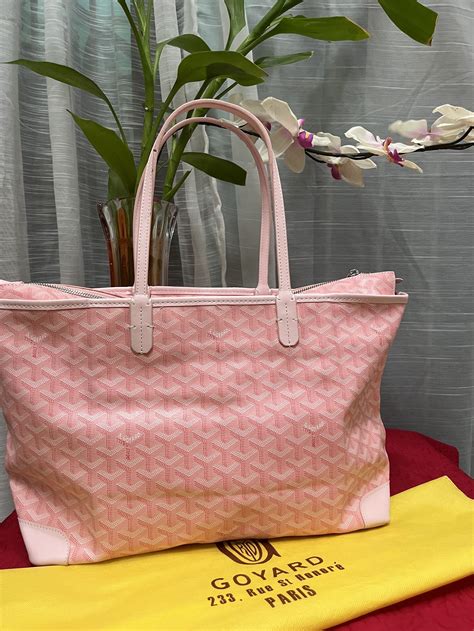 goyard tote pink|Goyard tote with zipper.